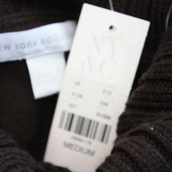 New York & Company Sweater, Size M (NWT) - Picture 4 of 4
